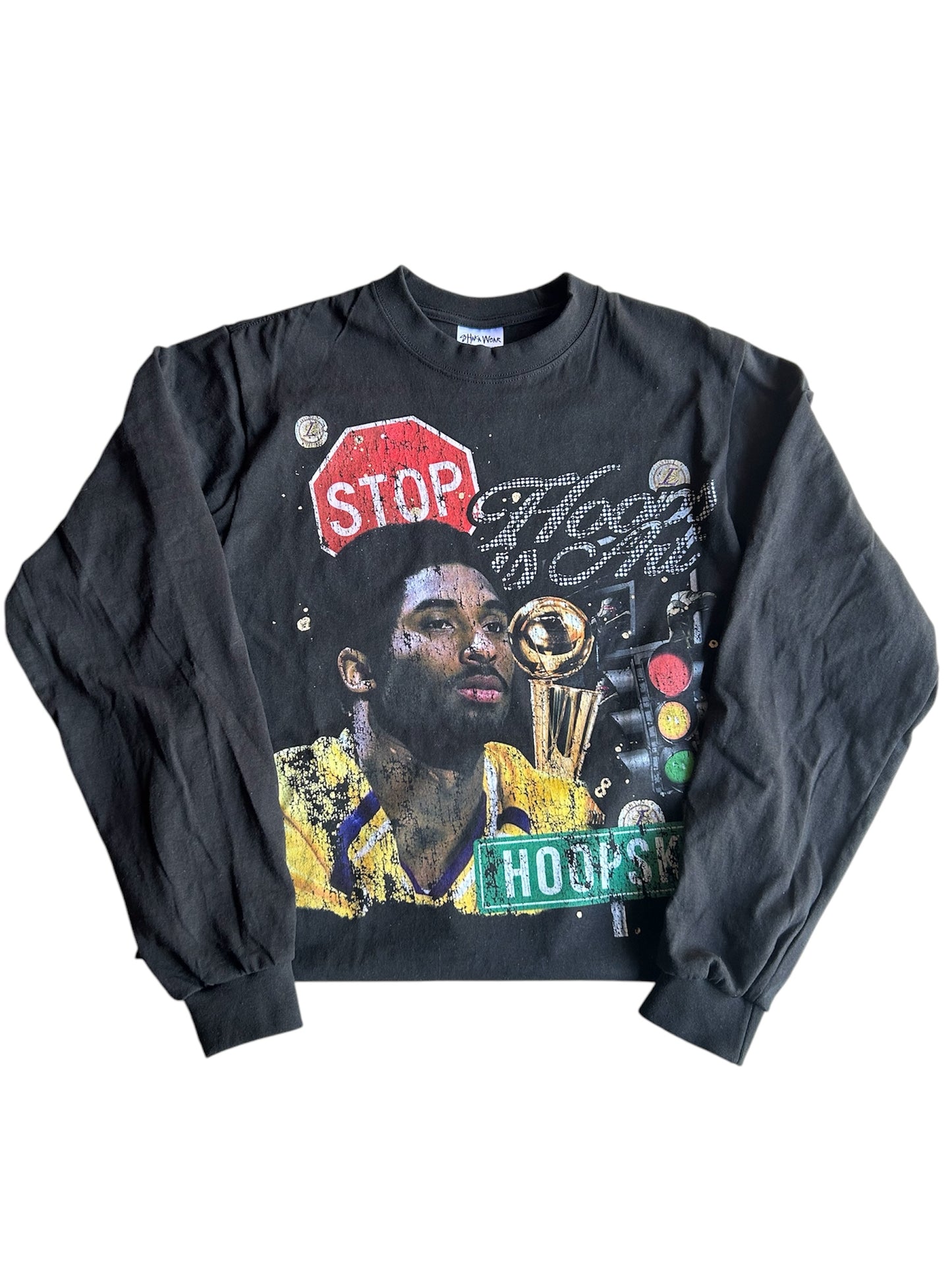 “HOOPS IS ART V2” KOBE BLACK LONGSLEEVE