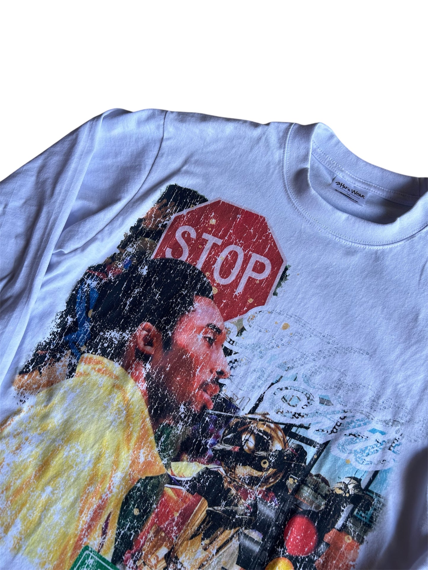 “HOOPS IS ART V2” KOBE WHITE LONGSLEEVE